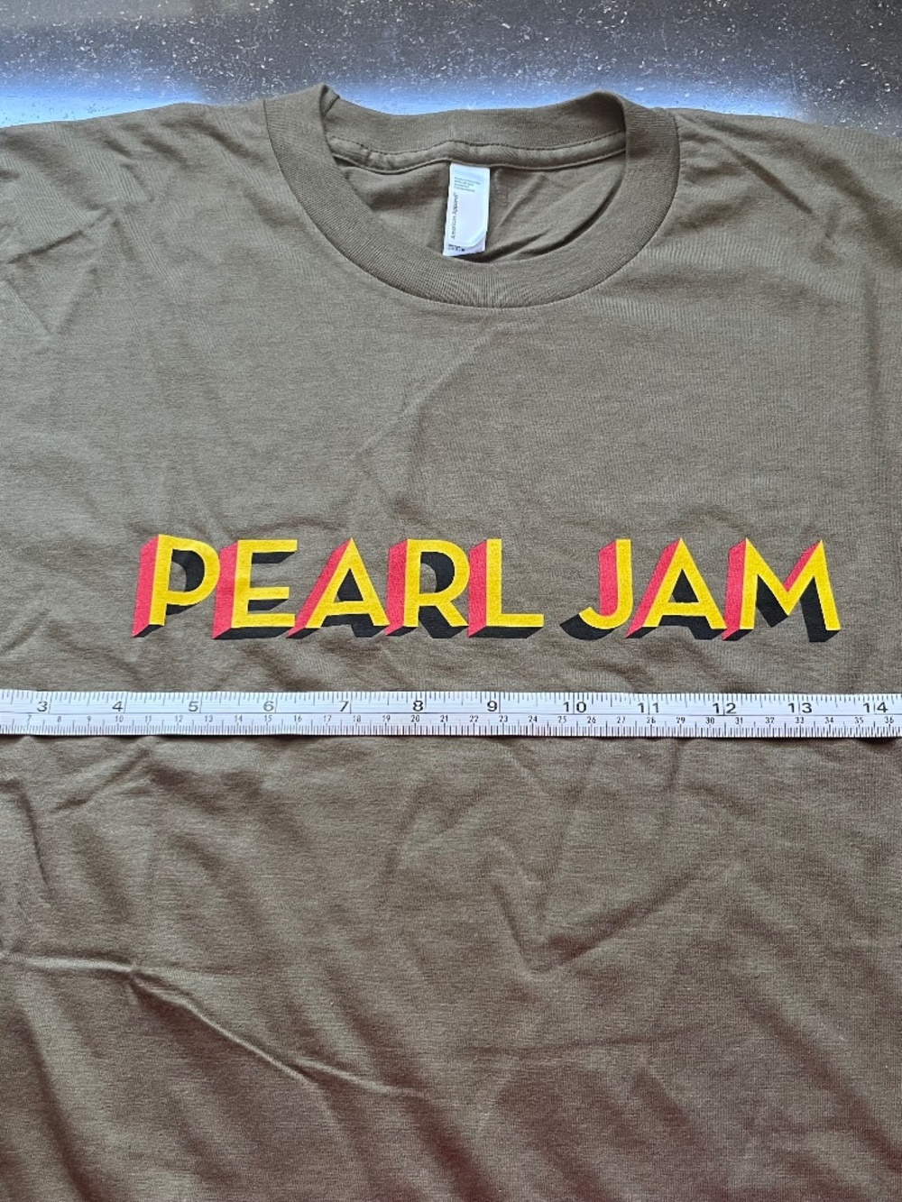 Pearl Jam North American 2016 Concert T-Shirt – Men's Small – Army Green